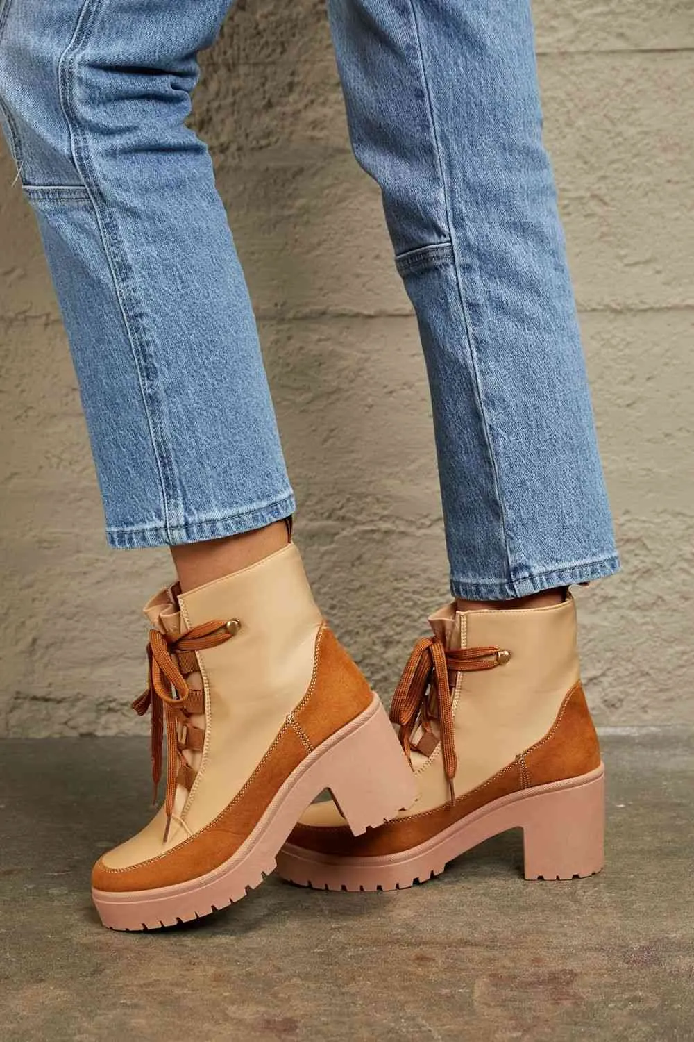 TEEK - Tan Lace Up Lug Booties