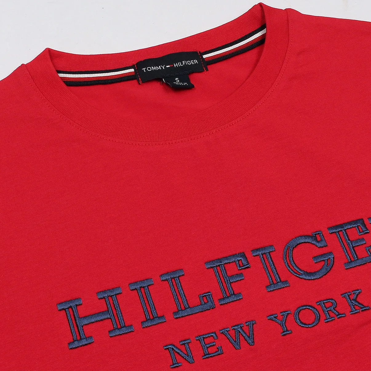 TM - Men 'Red' Hilfiger New York Embroidered Logo T-Shirt TM771