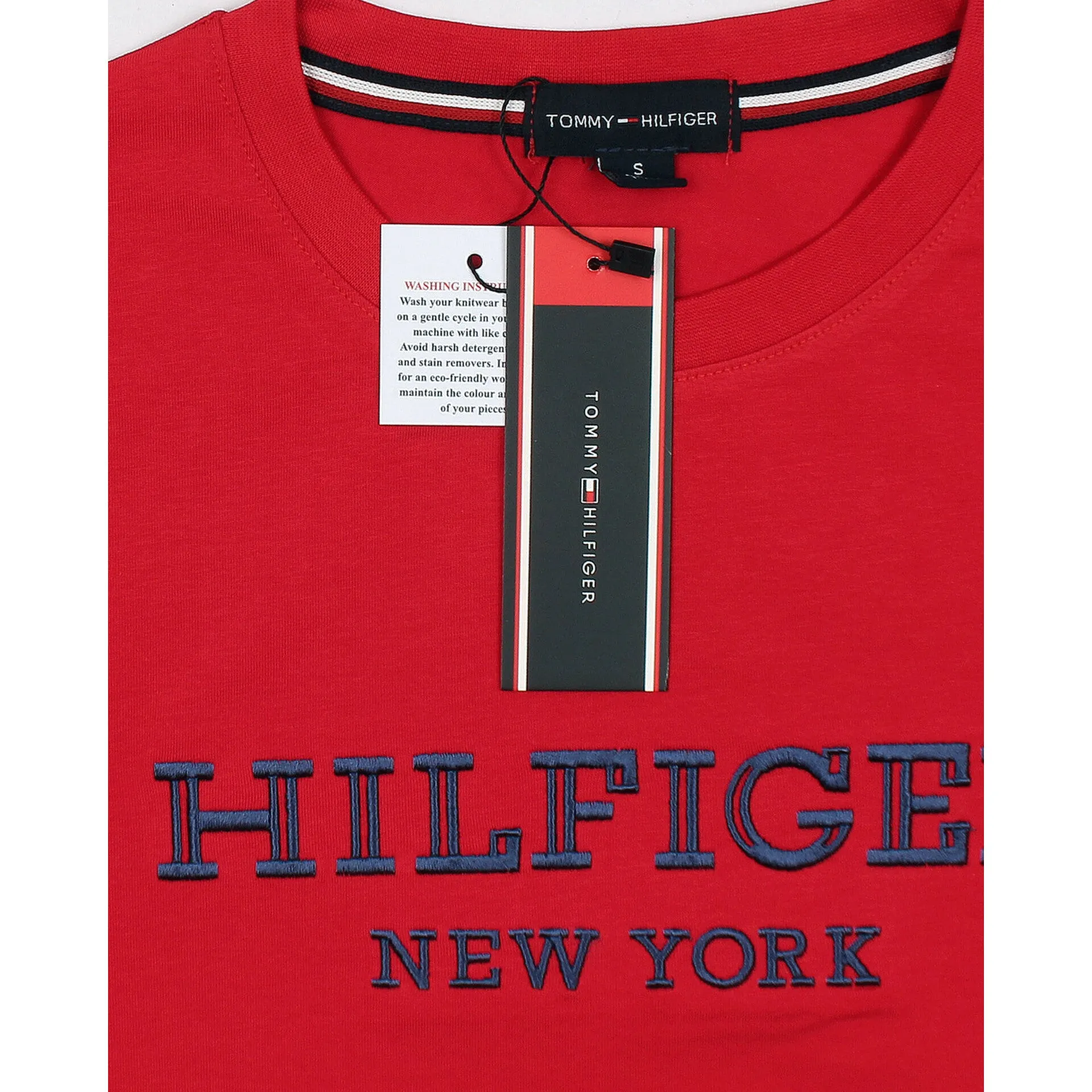 TM - Men 'Red' Hilfiger New York Embroidered Logo T-Shirt TM771